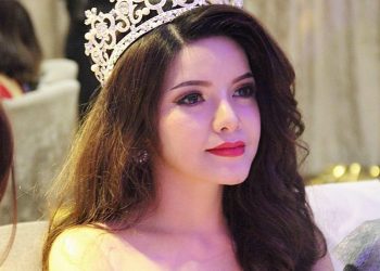 Á Hậu NgaQueen ” Một ngày ta chợt nhận ra mình…”