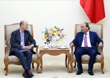 Thủ tướng Nguyễn Xuân Phúc tiếp các doanh nghiệp nước ngoài đầu tư vào Việt Nam