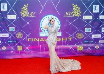 Á Hậu Trang MiLan khoe vẻ sang trọng quyến rũ khi là giám khảo cuộc thi hoa hậu.
