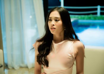 Khoảnh khắc xinh xuất sắc của Hoa hậu Tiểu Vy khi lấn sân diễn xuất