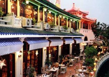 Ông chủ nắm khu đất đẹp nhất Hồ Gươm bất ngờ rút khỏi cuộc chơi nóng
