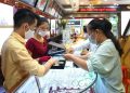 Giá vàng SJC lại bật tăng ngược chiều thế giới