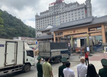 Trung Quốc liên tục “siết” hàng nhập, nông-lâm-thủy sản Việt Nam gặp khó